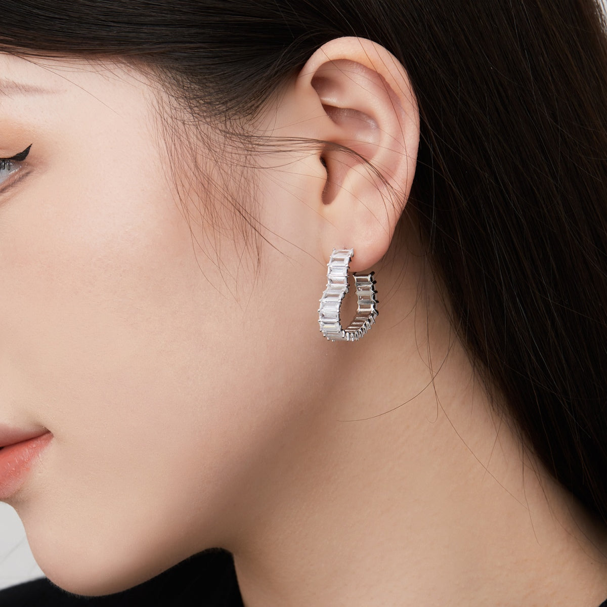 [Revel Jewelry]Radiant Heart Cutout Earrings