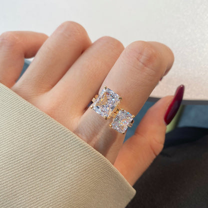 [Revel Jewelry]4.0 Carat Ornate Enchanting Radiand Cut Banquet Ring