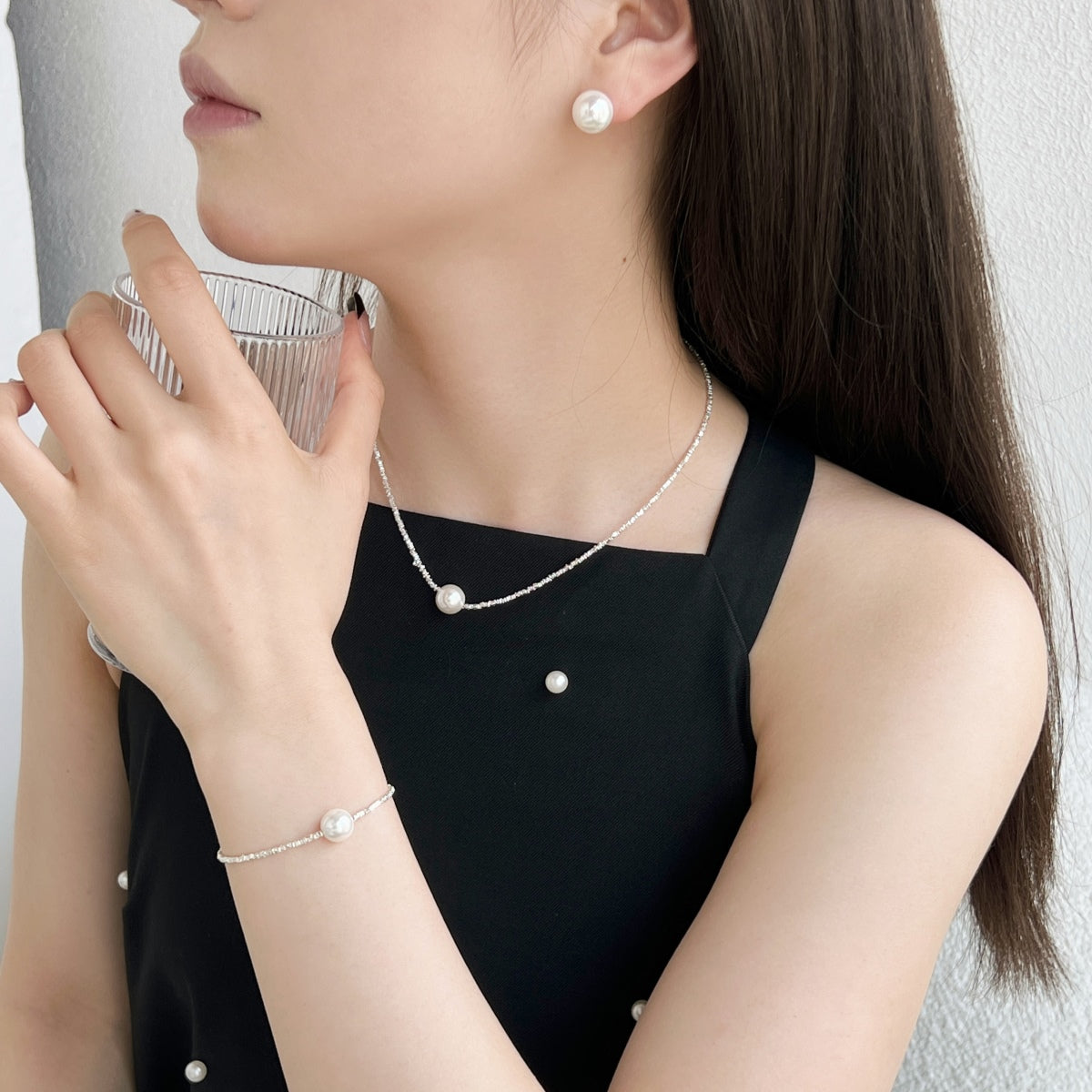 [Revel Jewelry]Delicate Pearl Earrings