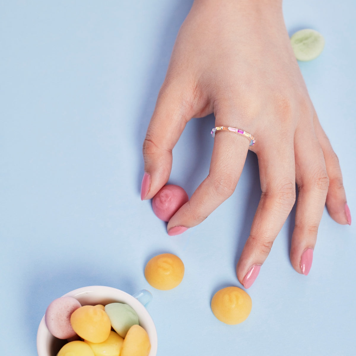 [Revel Jewelry]Lebendiger Farbton Eleganter Radiant-Schliff Alltagsring