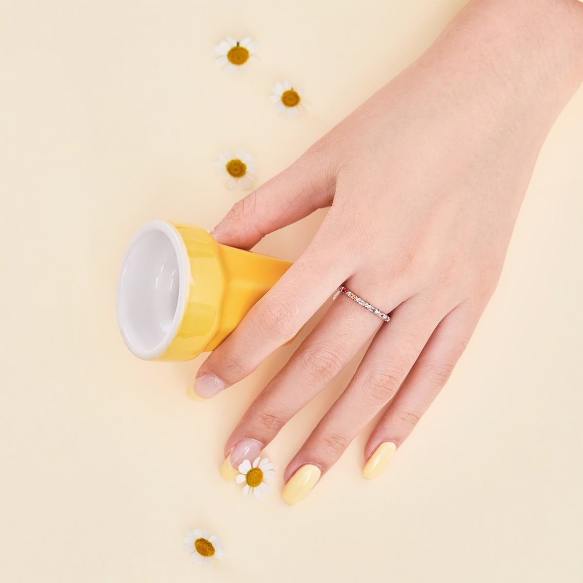 [Revel Jewelry]Charmanter, farbenfroher runder Ring für jeden Tag