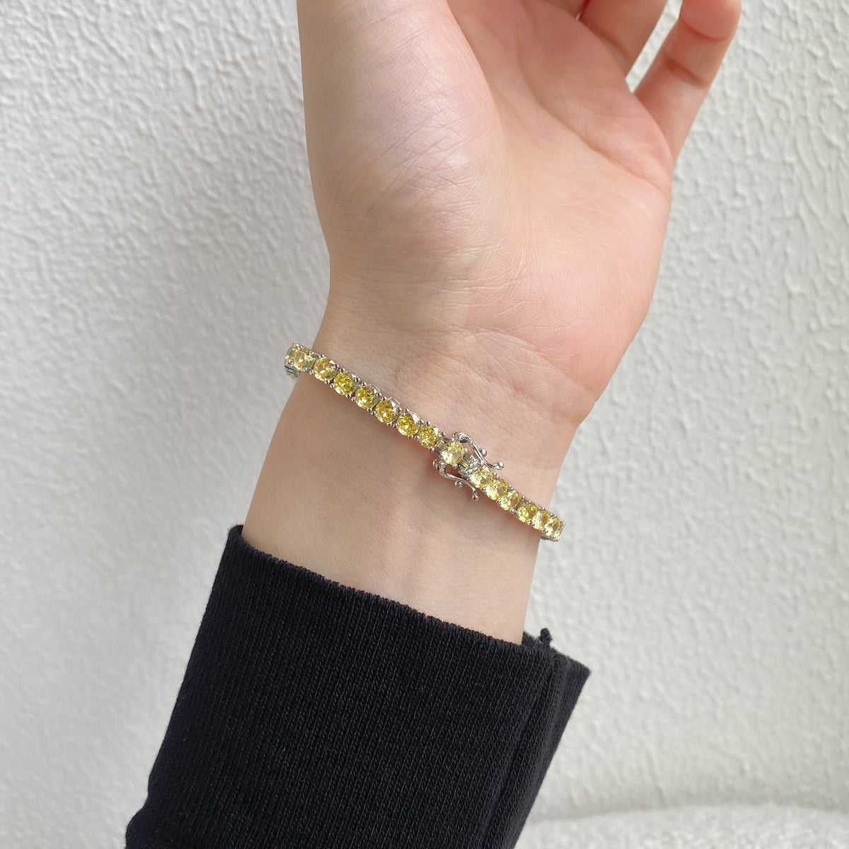 [Revel Jewelry]華麗なる輝きラウンドカットテニスブレスレット