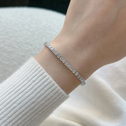 [Revel Jewelry]華奢で魅力的なラウンドカットテニスブレスレット