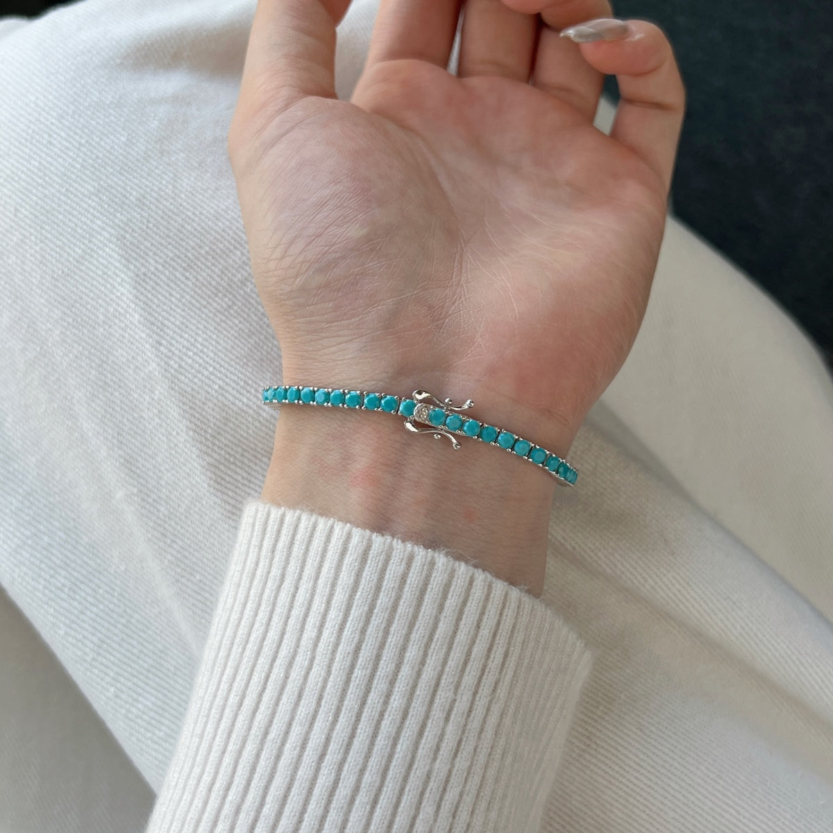 [Revel Jewelry]華奢で魅力的なラウンドカットテニスブレスレット