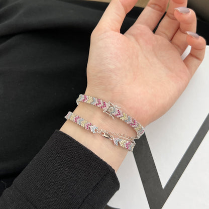[Revel Jewelry]華やかな輝きのラウンドカットパーティブレスレット
