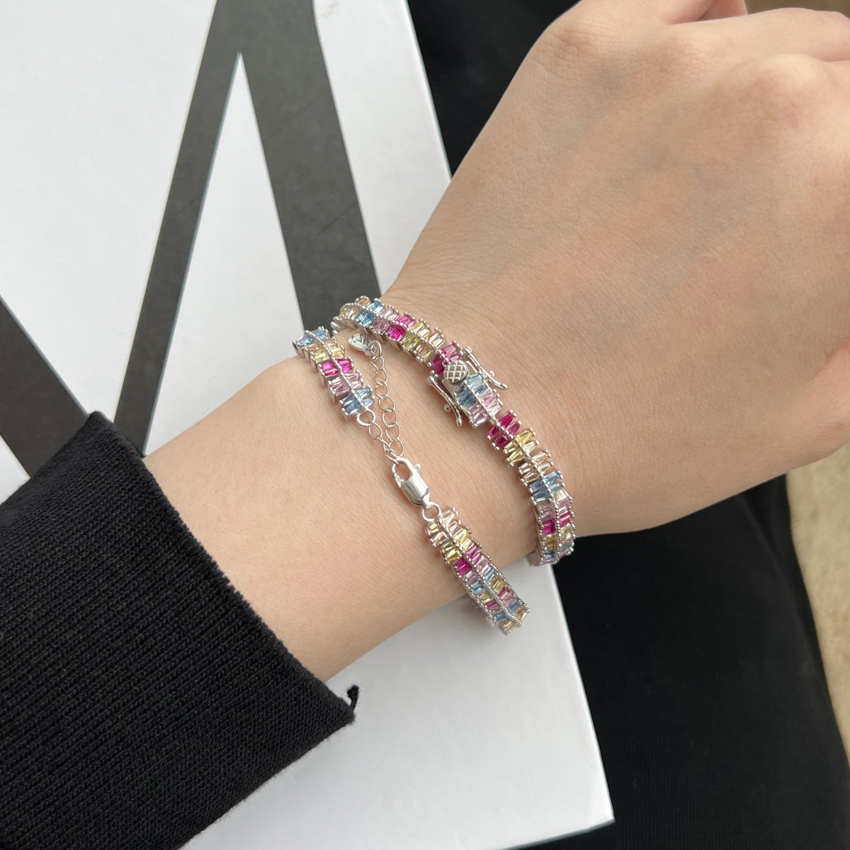 [Revel Jewelry]キラキラ輝く精巧なマルチカット パーティーブレスレット
