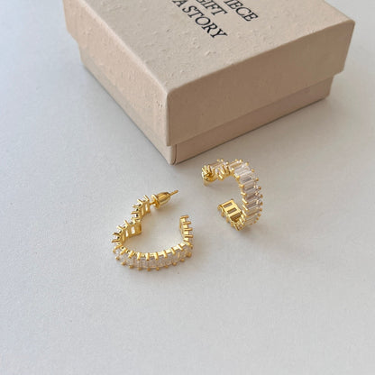 [Revel Jewelry]Radiant Heart Cutout Earrings