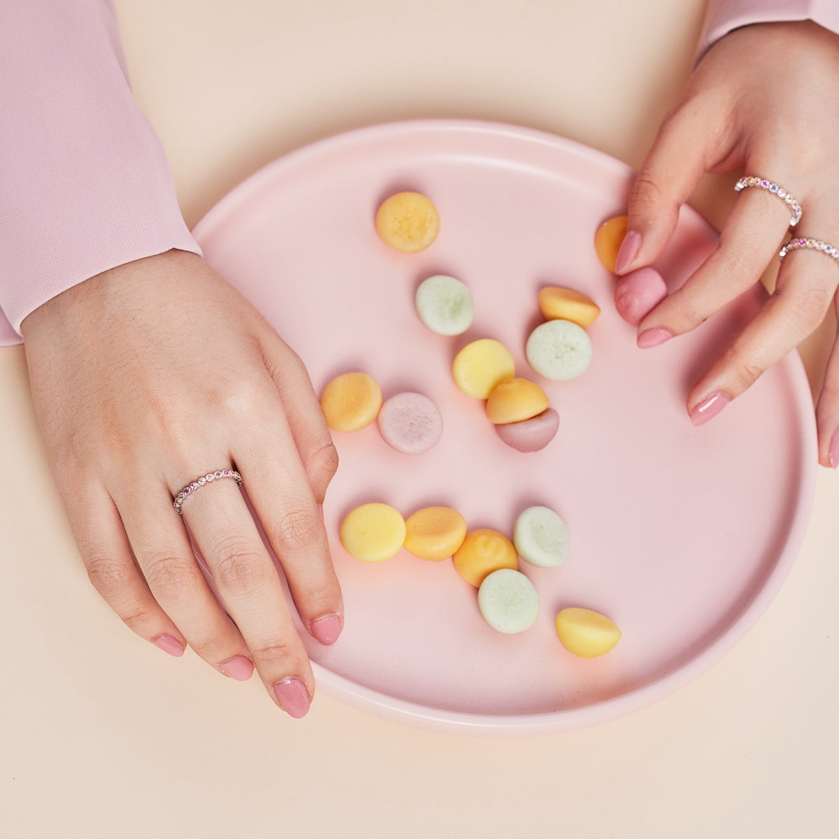 [Revel Jewelry]Radiant Sparkling Round Cut Daily Ring