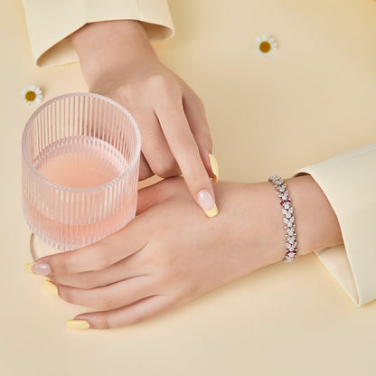 [Revel Jewelry]華奢な可憐な花形デイリーブレスレット