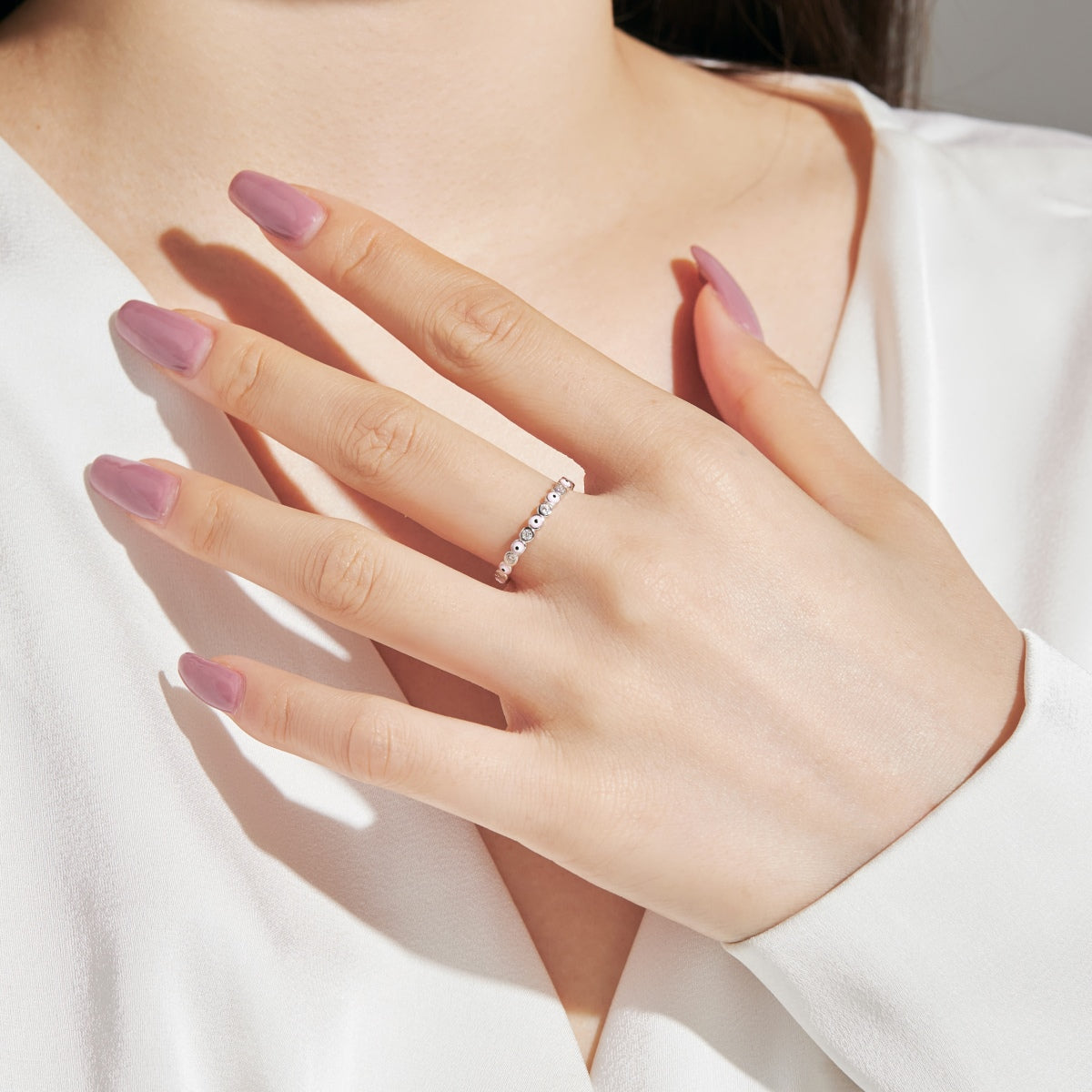 [Revel Jewelry]Sparkling Vibrant Round Shape Daily Ring