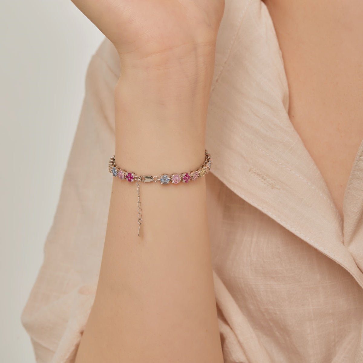 [Revel Jewelry]華奢なカラフルエメラルドカットデイリーブレスレット