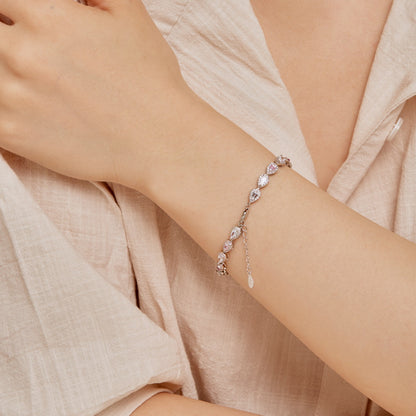 [Revel Jewelry]0.25 Carat Radiant Water Drop Shape Daily Bracelet