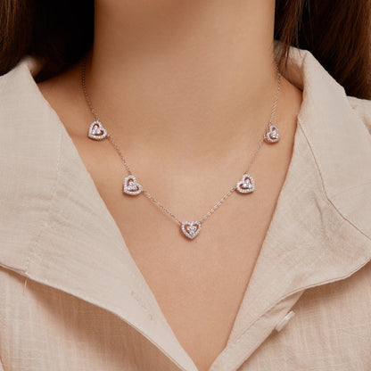 [Revel Jewelry]Funkelnde Fünf-Herzen-Halskette