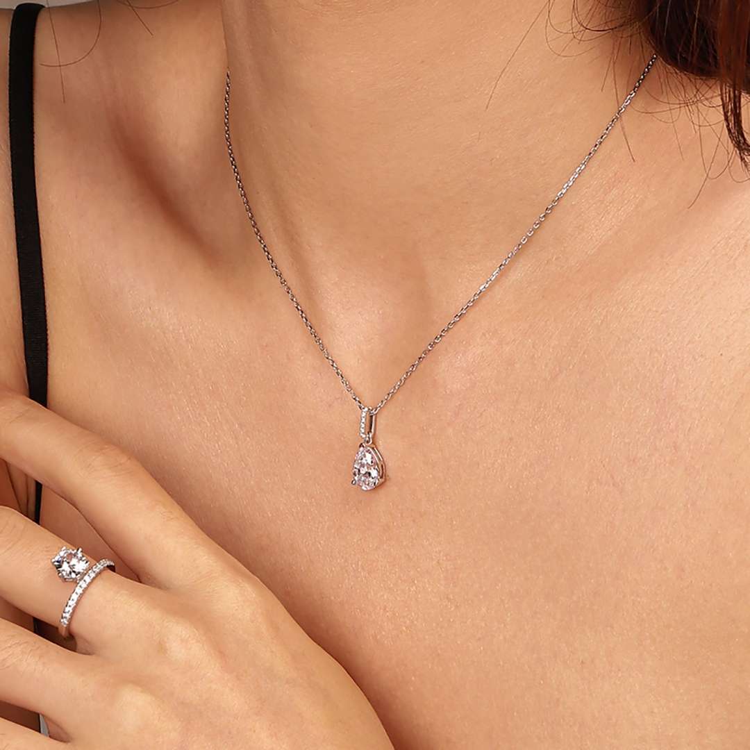 [Revel Jewelry]Delicate Water Drop Shape Fashion Necklace