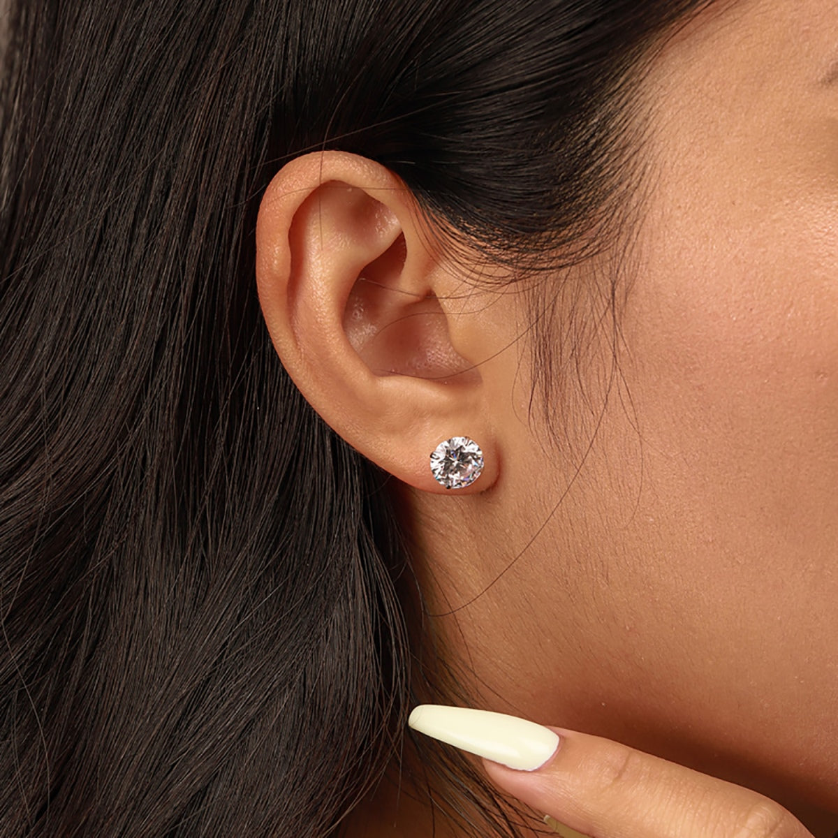 [Revel Jewelry]Stylish Shiny Round Center Stone Stud Earrings