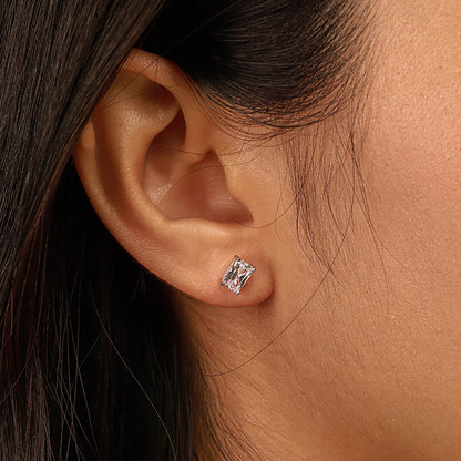 [Revel Jewelry]Stylish Shiny Rectangular Center Stone Stud Earrings