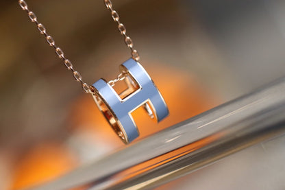 [レヴェルジュエリー]POP H ペンダント ピンクゴールド