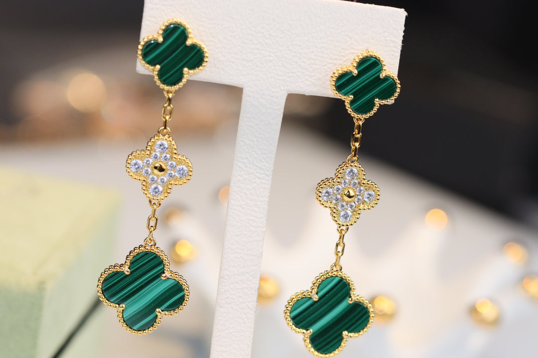 [Revel Jewelry]クローバー イヤリング ゴールド マラカイト ダイヤモンド 3モチーフ