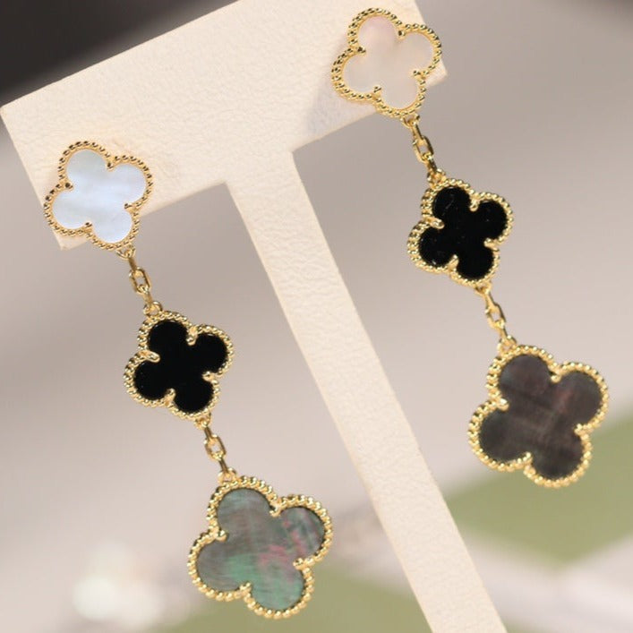 [Revel Jewelry]クローバーイヤリング ゴールドオニキス MOP 3モチーフ