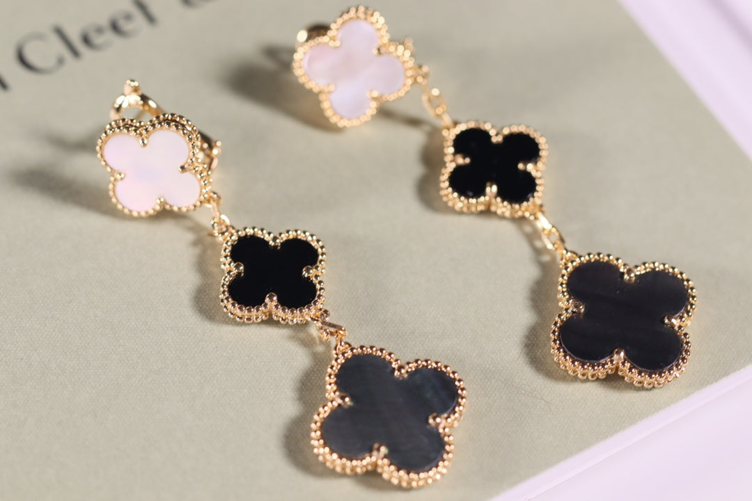 [Revel Jewelry]クローバーイヤリング ゴールドオニキス MOP 3モチーフ