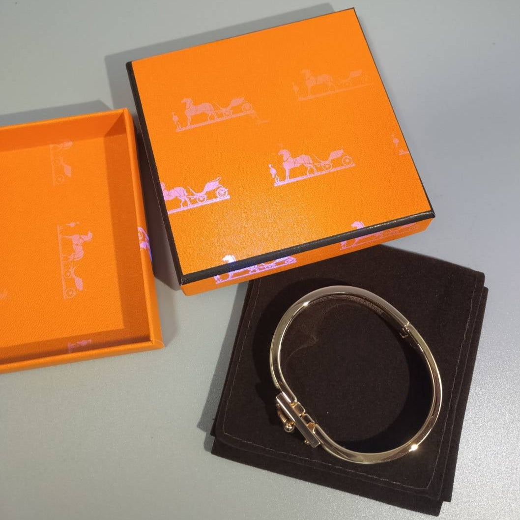 [Revel Jewelry]H YELLOW BRACELET