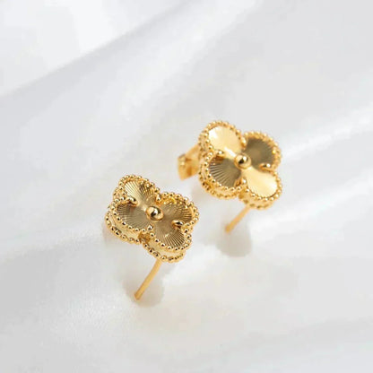 [Revel Jewelry]クローバー ミディアム 1モチーフ レーザー ピアス