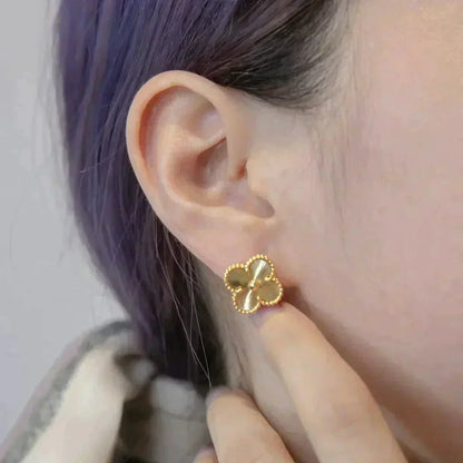 [Revel Jewelry]クローバー ミディアム 1モチーフ レーザー ピアス