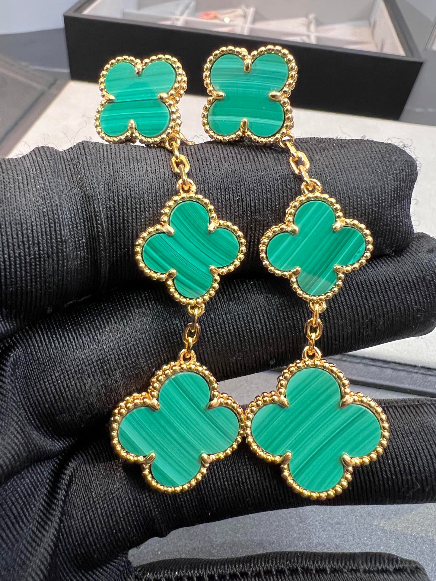 [Revel Jewelry]クローバー マラカイト 3モチーフ ゴールド