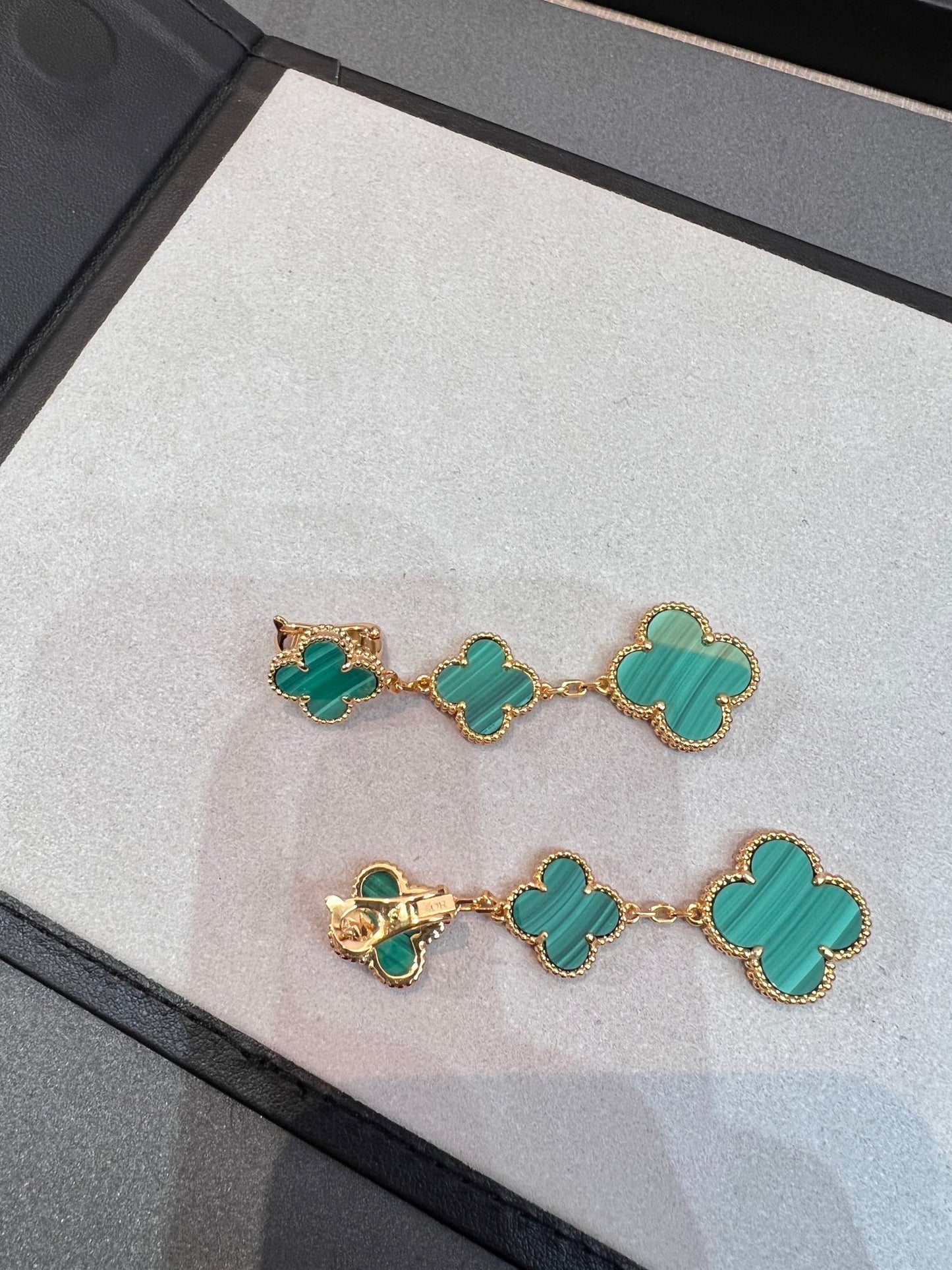 [Revel Jewelry]クローバー マラカイト 3モチーフ ゴールド
