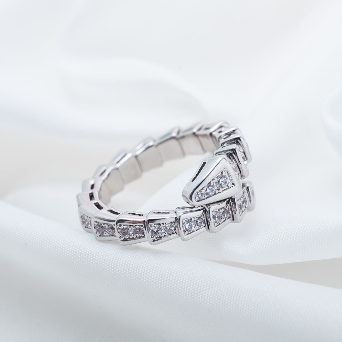 [Revel]SERPENTI-RING SILBER DIAMANT PAVE 4MM