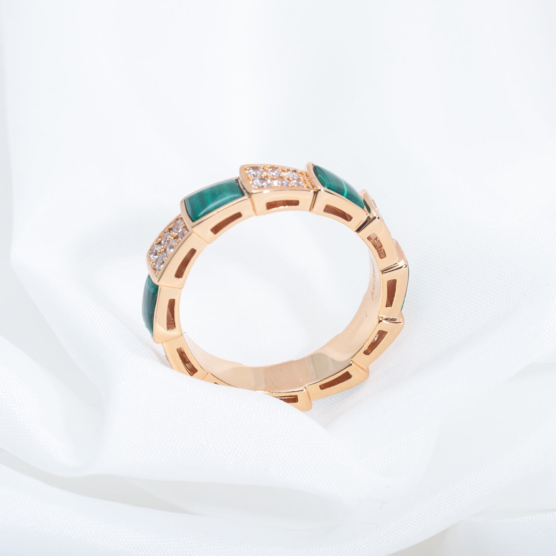 [Revel]SERPENTI RING PINK GOLD MALACHITE DIAMOND PAVED 4MM