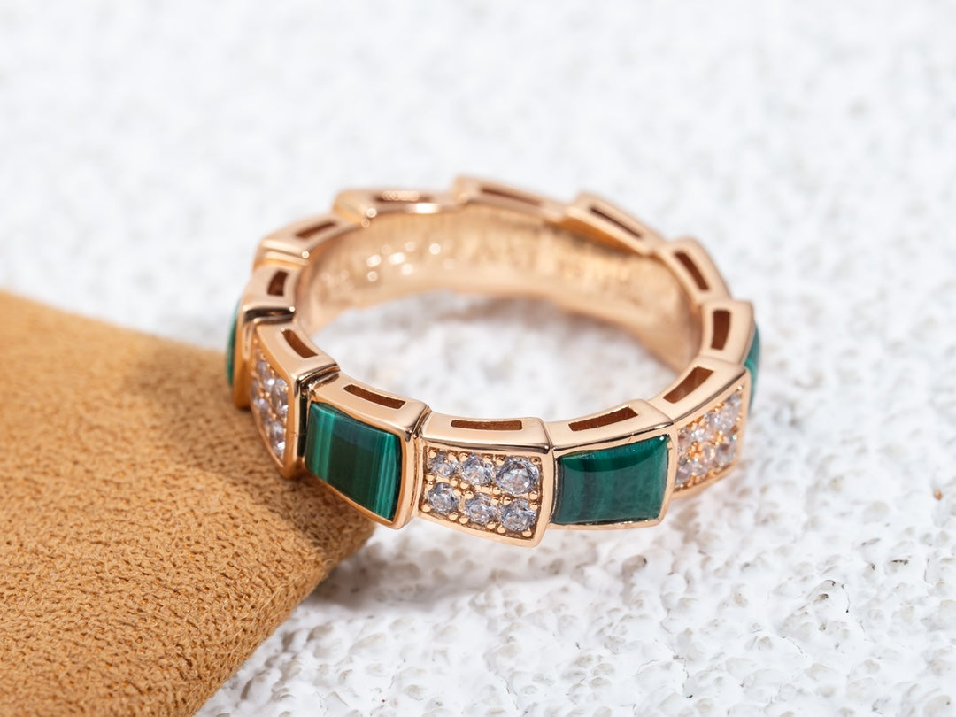 [Revel]SERPENTI RING PINK GOLD MALACHITE DIAMOND PAVED 4MM