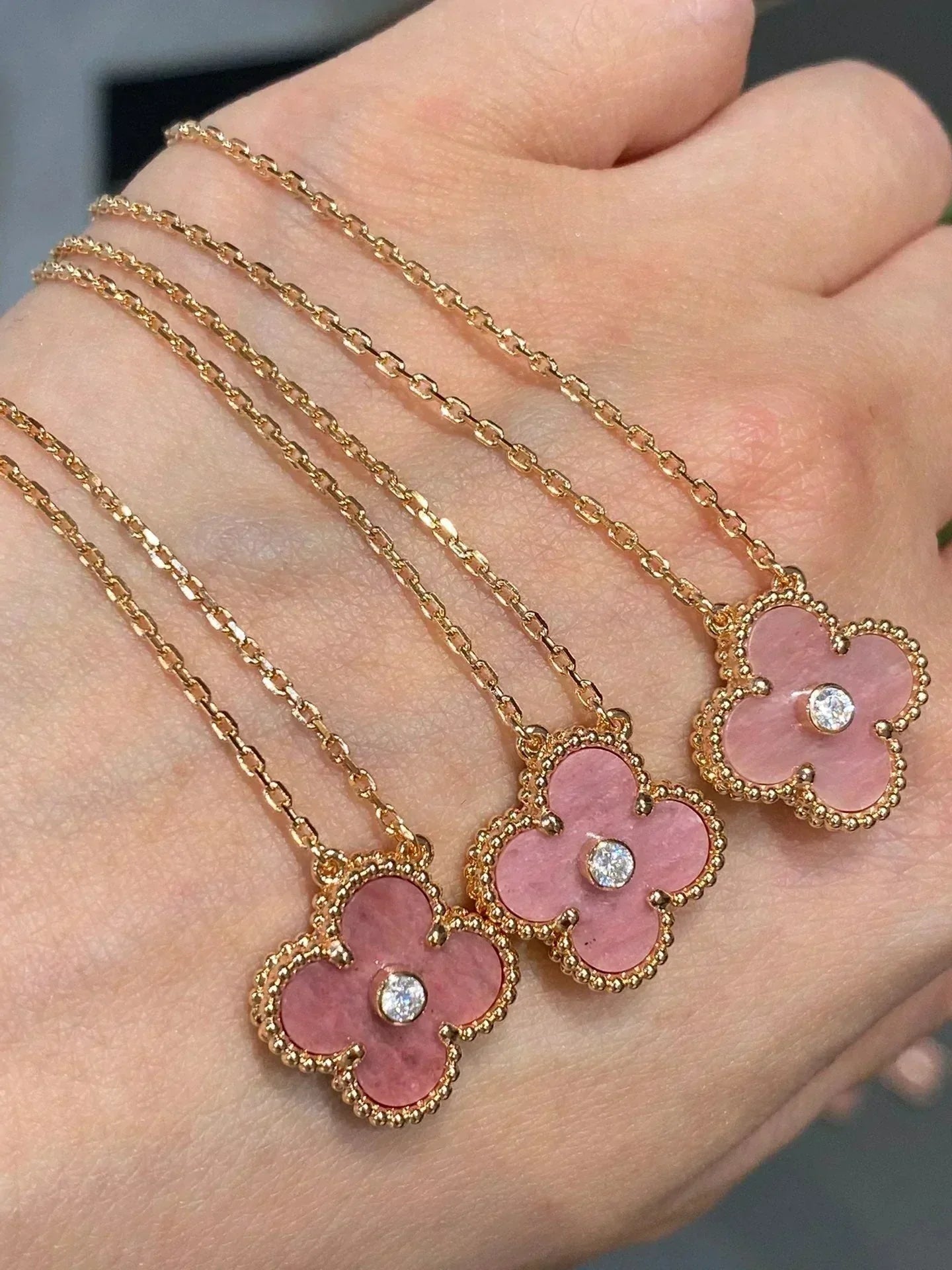 [Revel Jewelry]CLOVER 15MM DIAMOND RHODONITE NECKLACE