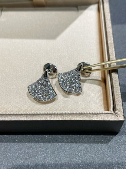 [Revel]DREAM STUD EARRINGS DIAMOND