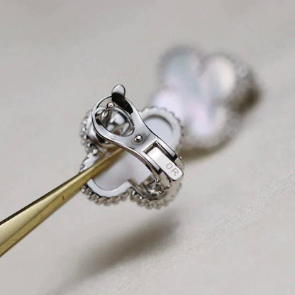 [Revel Jewelry]CLOVER MEDIUM 1 MOTIFS  WHITE MOP EARRINGS SILVER