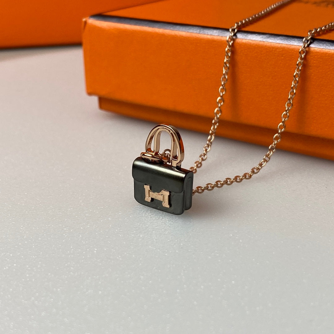 [Revel Jewelry]CONSTANCE BLACK PEDANT PINK GOLD NECKLACE