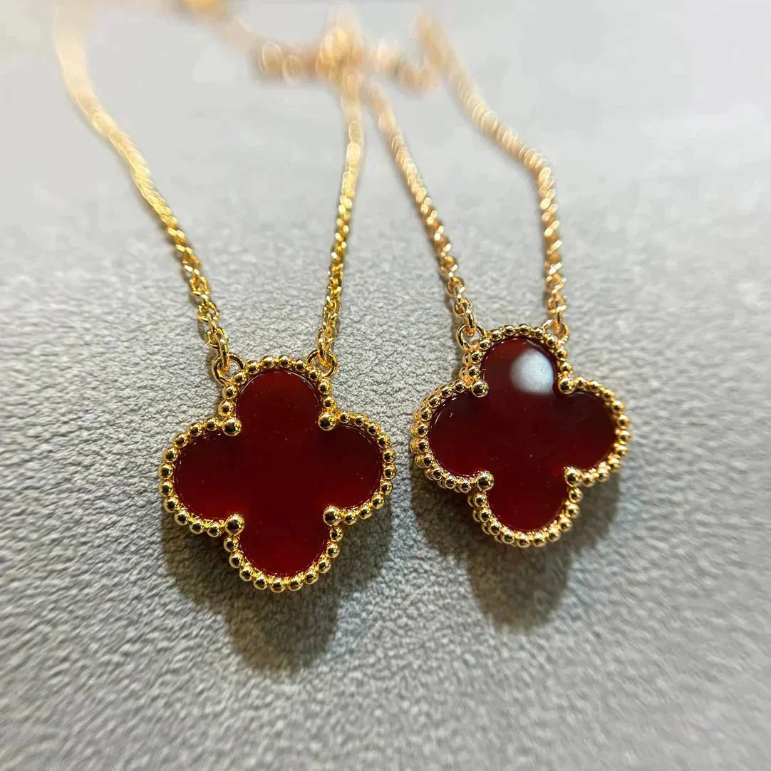 [Revel Jewelry]CLOVER 15MM CARNELIAN SINGLE FLOWER NECKLACE