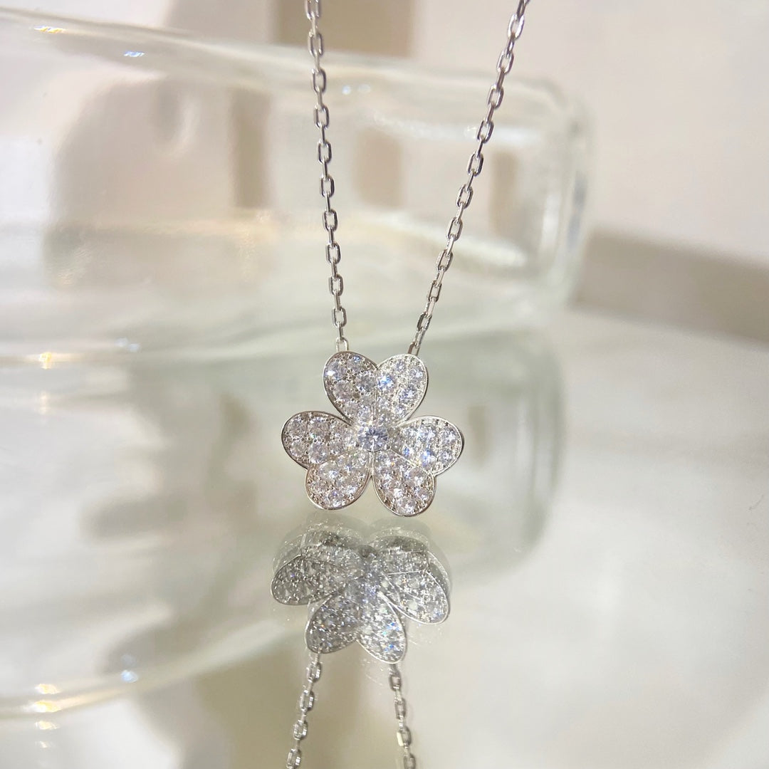 [Revel Jewelry]FLOWER DIAMOND NECKLACE