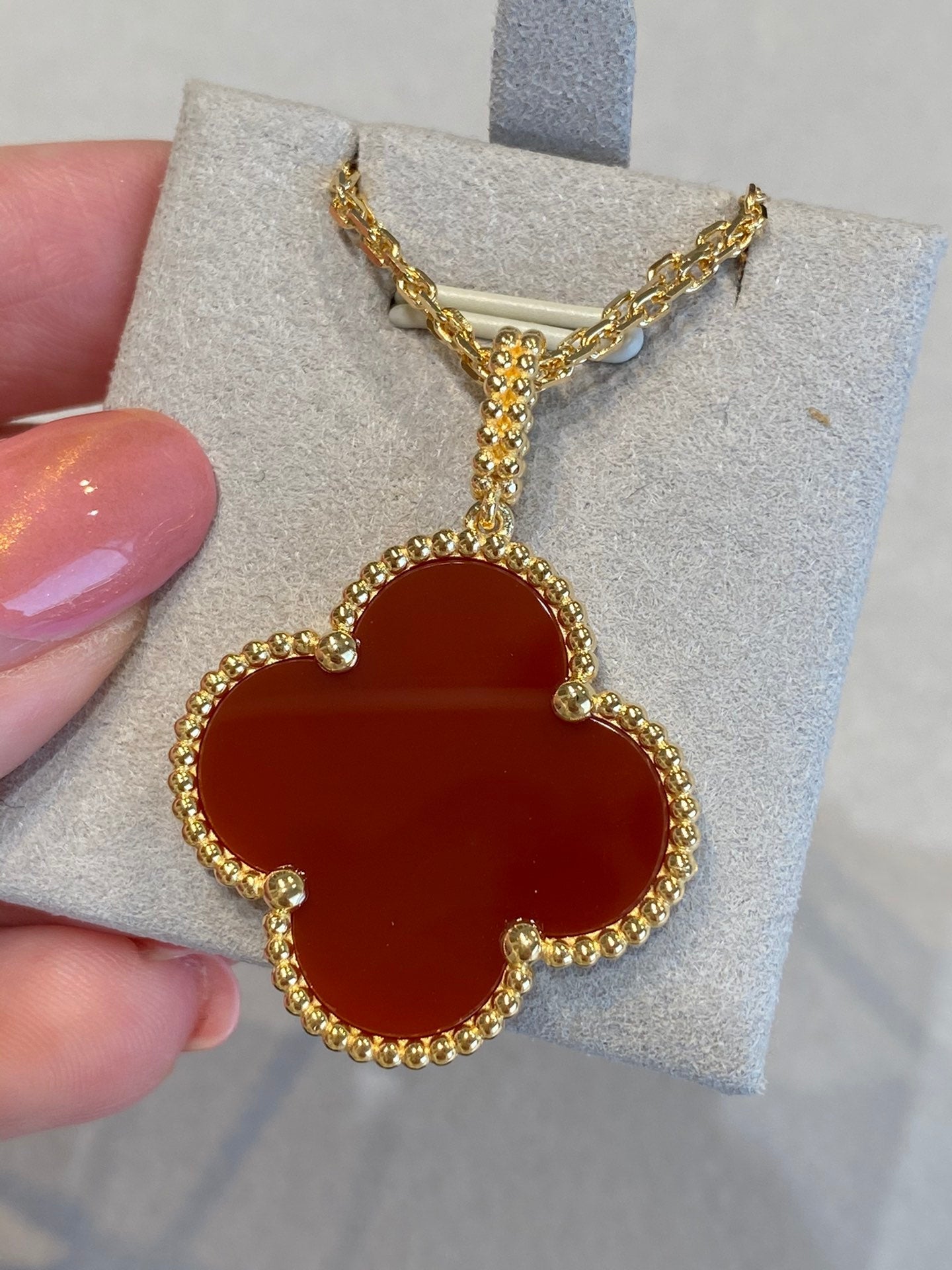 [Revel Jewelry]CLOVER 25MM NECKLACE GOLD CARNELIAN
