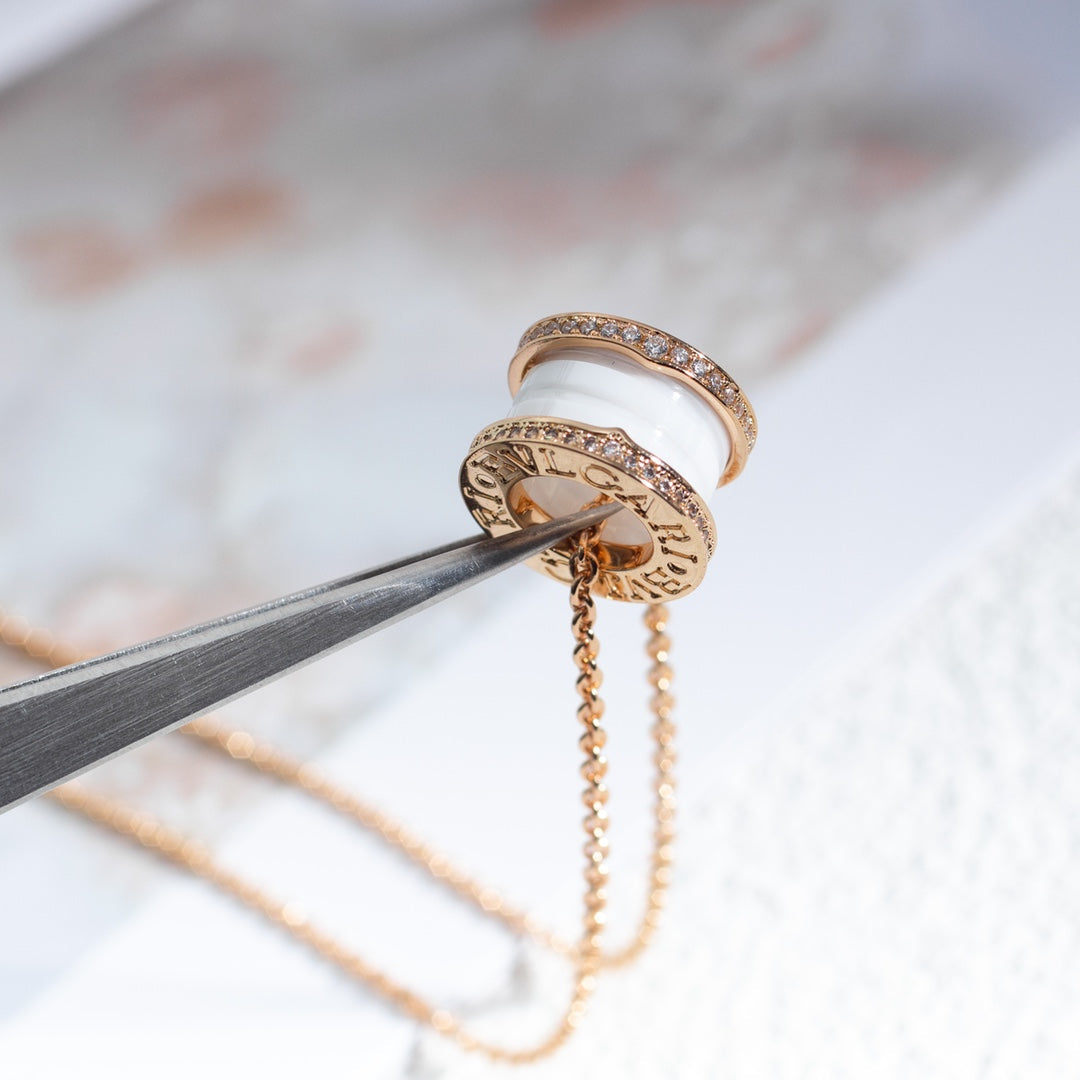 [Revel] ZERO 1 WEISS KERAMIK ROSÉGOLD DIAMANT HALSKETTE
