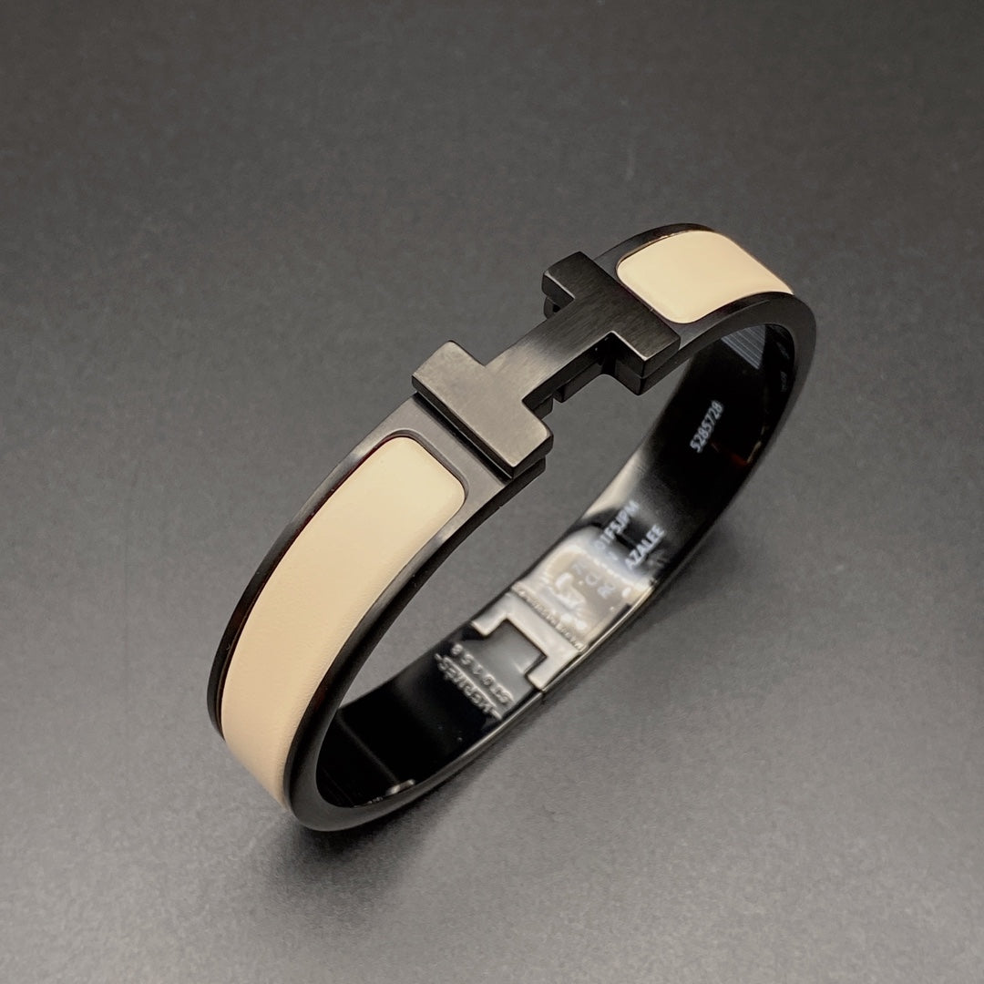 [Revel Jewelry]H BRACELET 12MM BLACK BEIGE CERAMIC