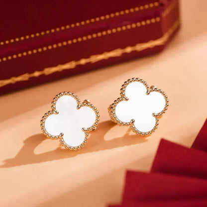 [Revel Jewelry]CLOVER MEDIUM 1 MOTIFS  WHITE MOP STUD EARRINGS