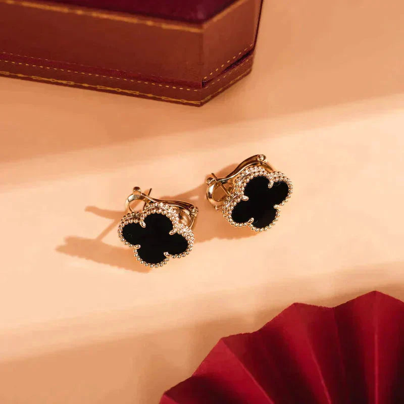 [Revel Jewelry]CLOVER MEDIUM 1 MOTIFS  ONYX STUD EARRINGS