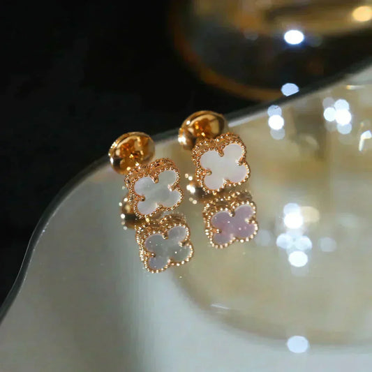 [Revel Jewelry] クローバー ミニ 9.5MM 白蝶貝 イヤリング