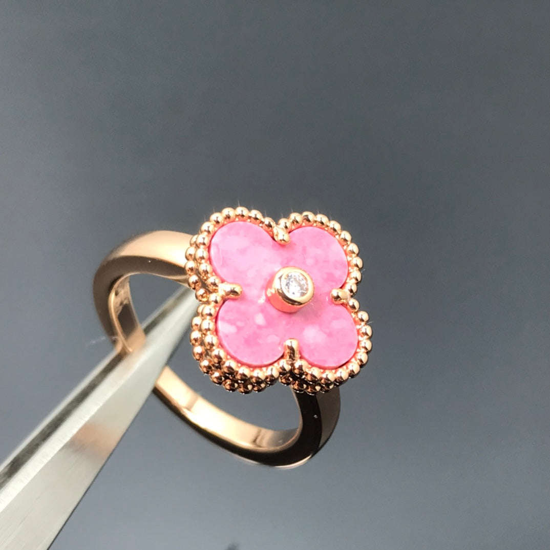 [Revel Jewelry]CLOVER RHODONITE ROSE GOLD RING