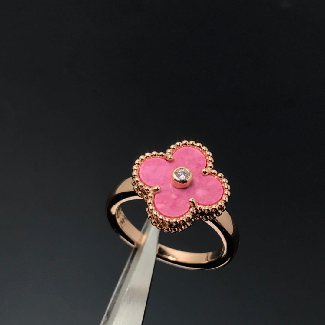 [Revel Jewelry]CLOVER RHODONITE ROSE GOLD RING