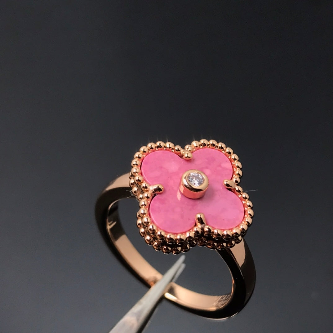 [Revel Jewelry]CLOVER RHODONITE ROSE GOLD RING