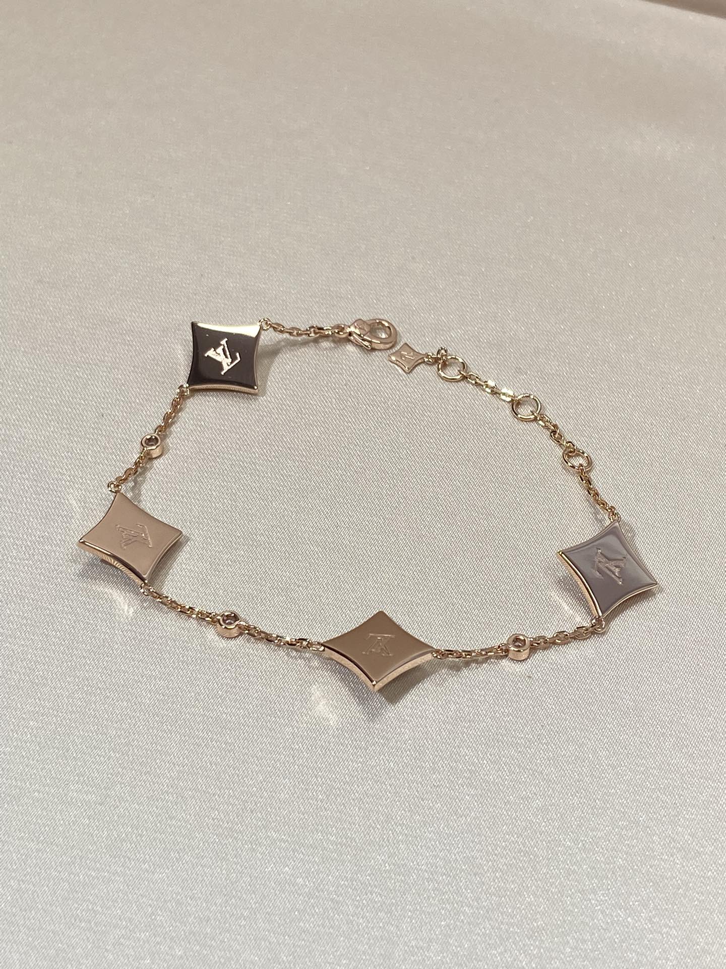 [Revel Jewelry]STAR 4 MOTIF MOP DIAMOND PINK GOLD BRACELET