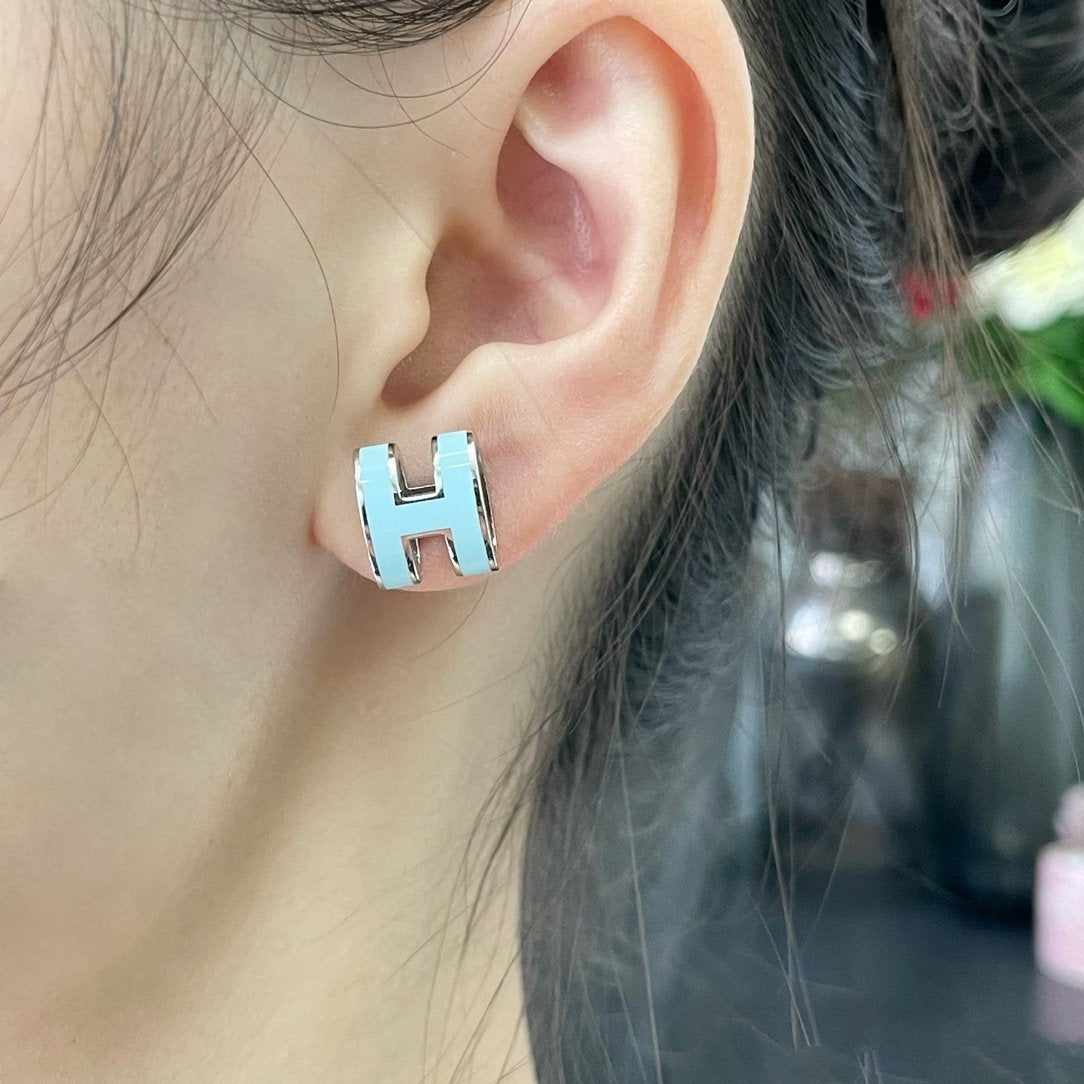 [Revel Jewelry]POP H SKY BLUE STUD EARRINGS