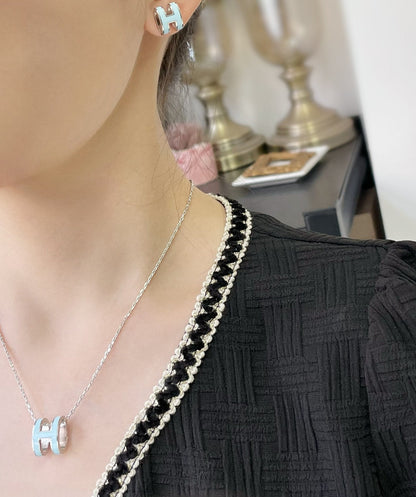 [Revel Jewelry]POP H SKY BLUE STUD EARRINGS